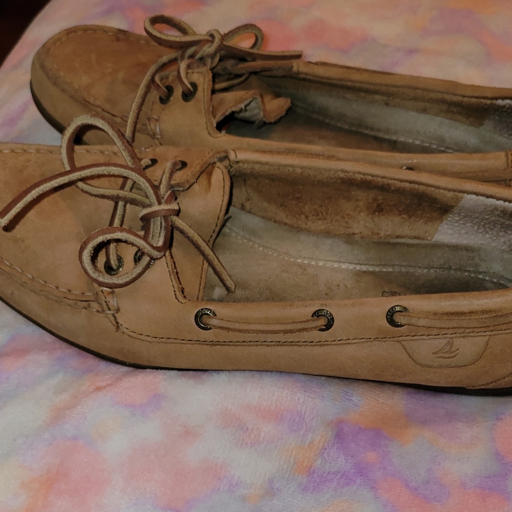 Sperry boat shoes 9.5